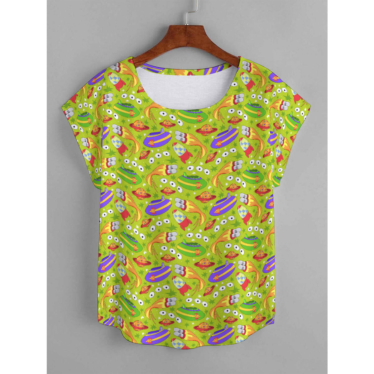 Aliens Plus Size Women's Curved Hem T-shirt