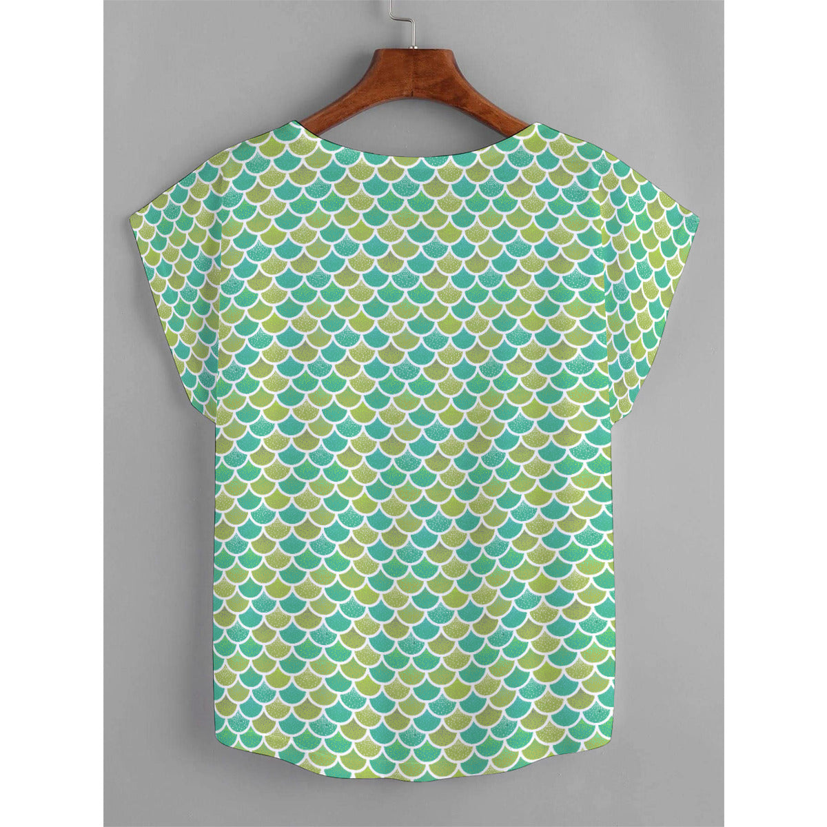 Mermaid Scales Plus Size Women's Curved Hem T-shirt