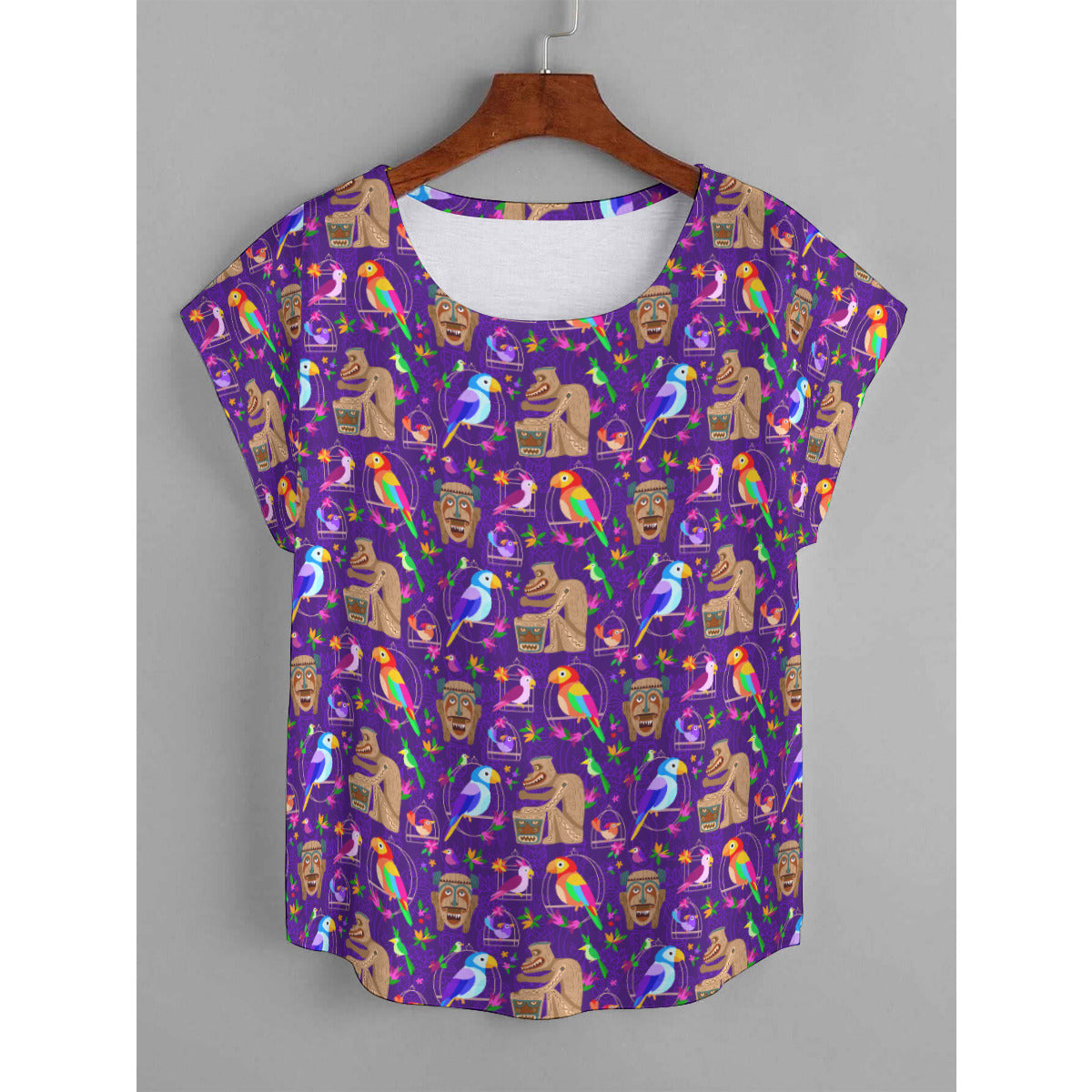 Tiki Plays The Drums Plus Size Women's Curved Hem T-shirt