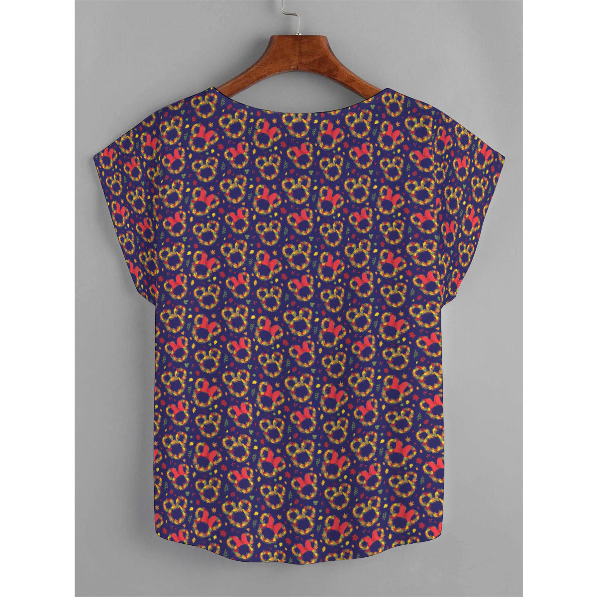 Fall Leaves Plus Size Women's Curved Hem T-shirt