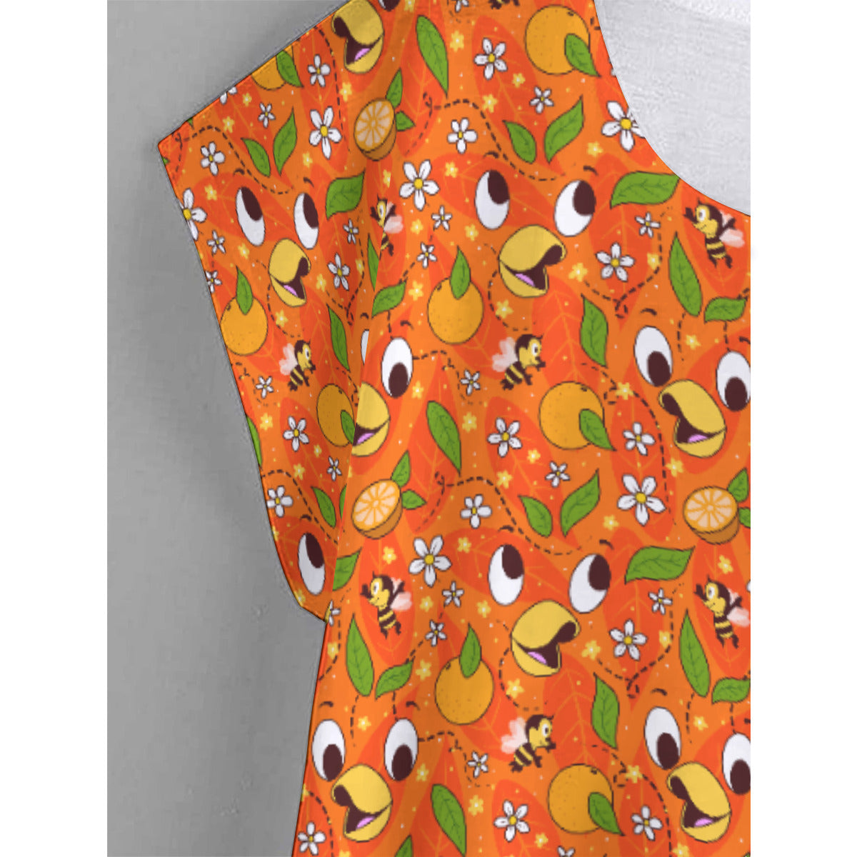 Orange Bird Plus Size Women's Curved Hem T-shirt