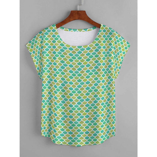 Mermaid Scales Plus Size Women's Curved Hem T-shirt