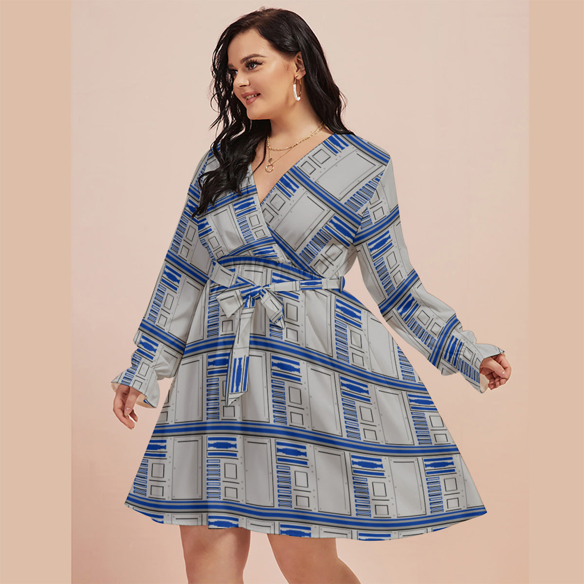 R2-D2 Women's Plus Size V-neck Dress With Waistband