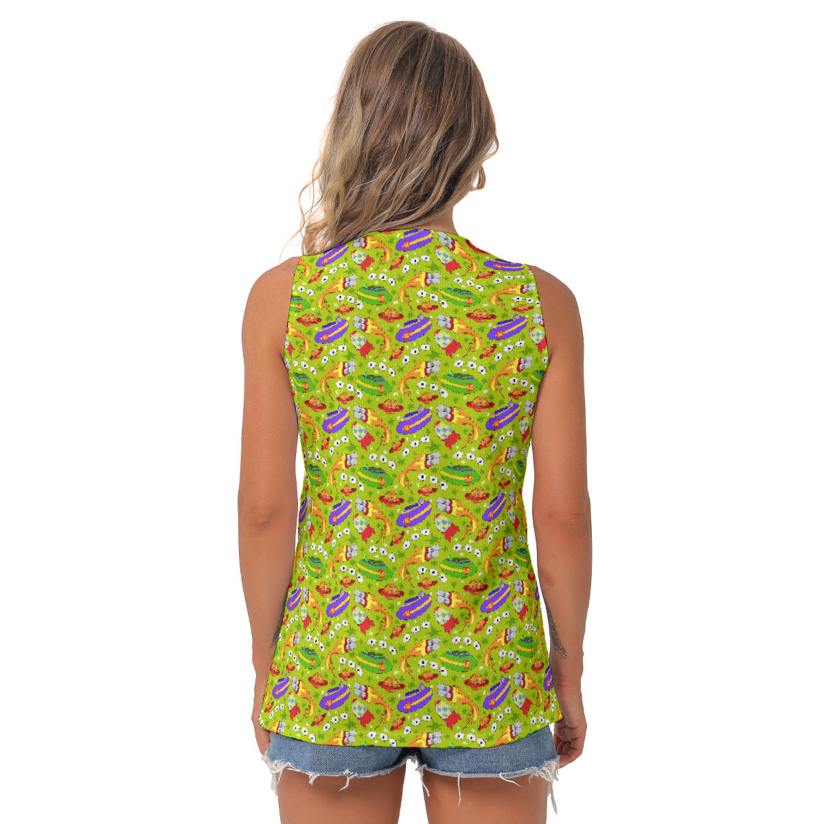 Aliens Women's Sleeveless V-Neck Top