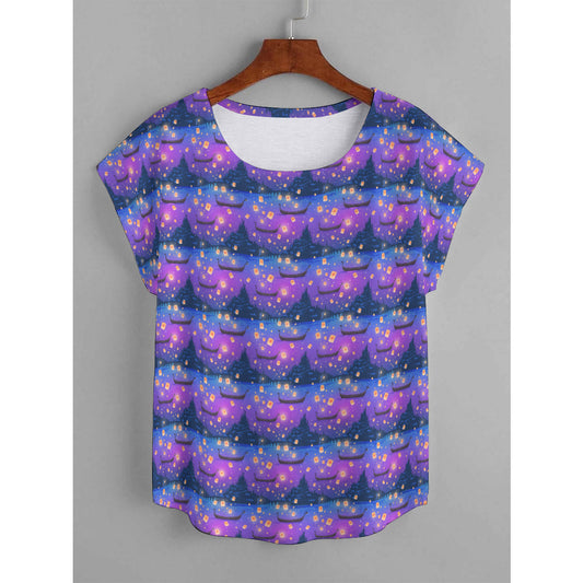 Floating Lanterns Plus Size Women's Curved Hem T-shirt