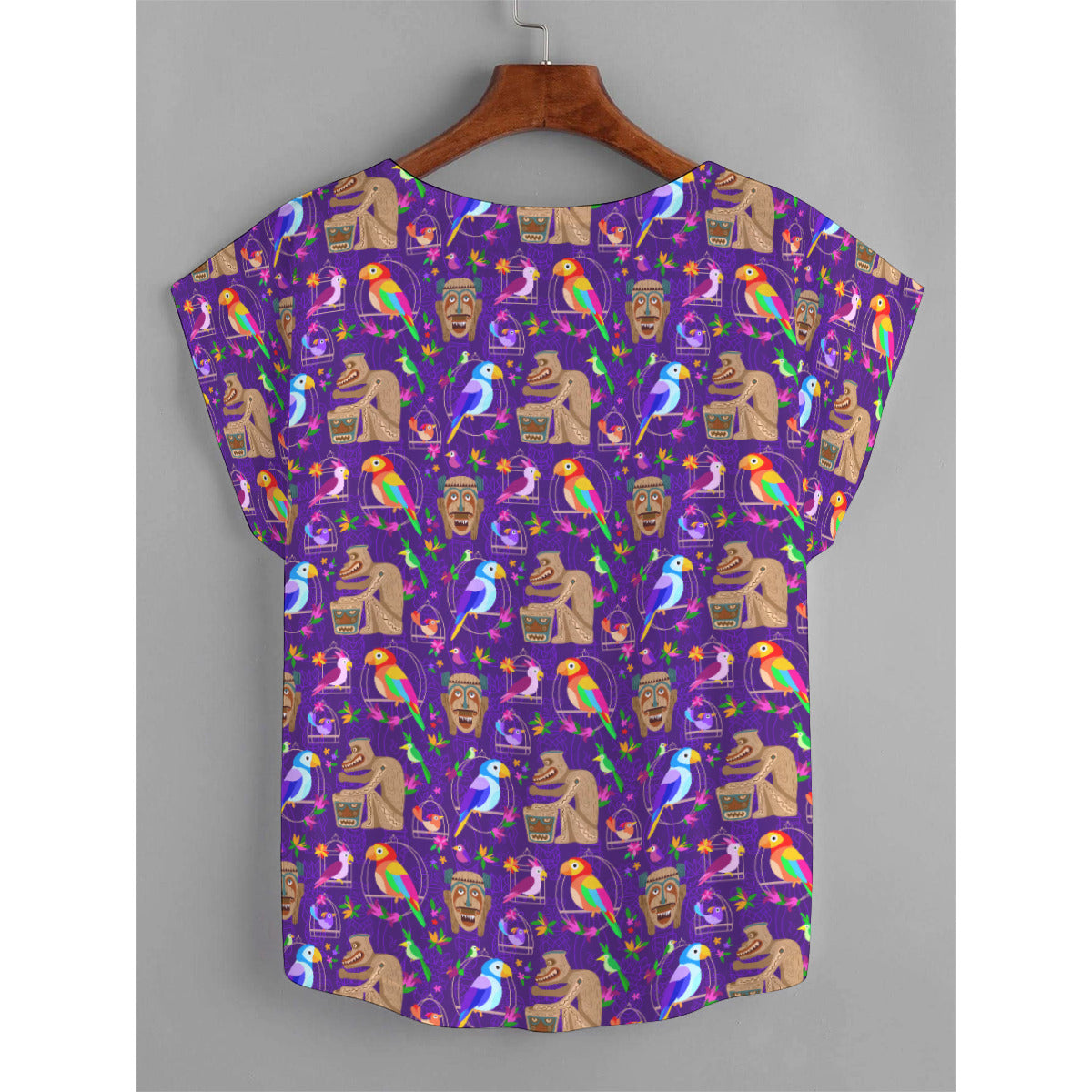 Tiki Plays The Drums Plus Size Women's Curved Hem T-shirt