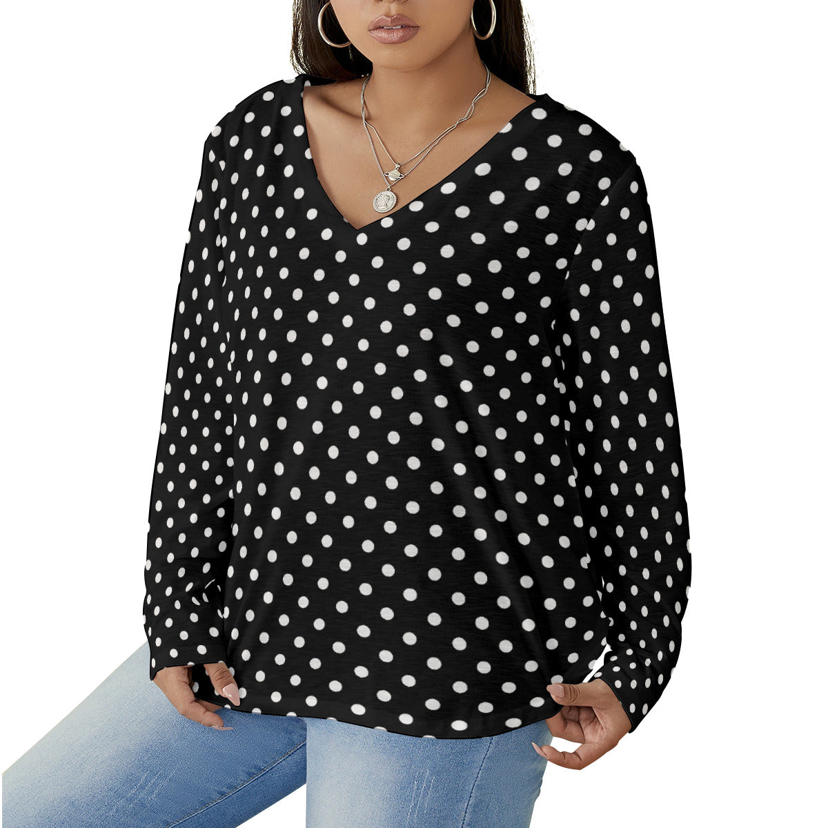 Black With White Polka Dots Women's Plus Size V-Neck T-Shirt With Curved Hem