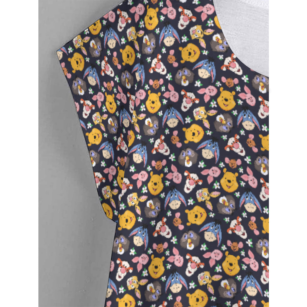 Hundre Acre Wood Friends Plus Size Women's Curved Hem T-shirt