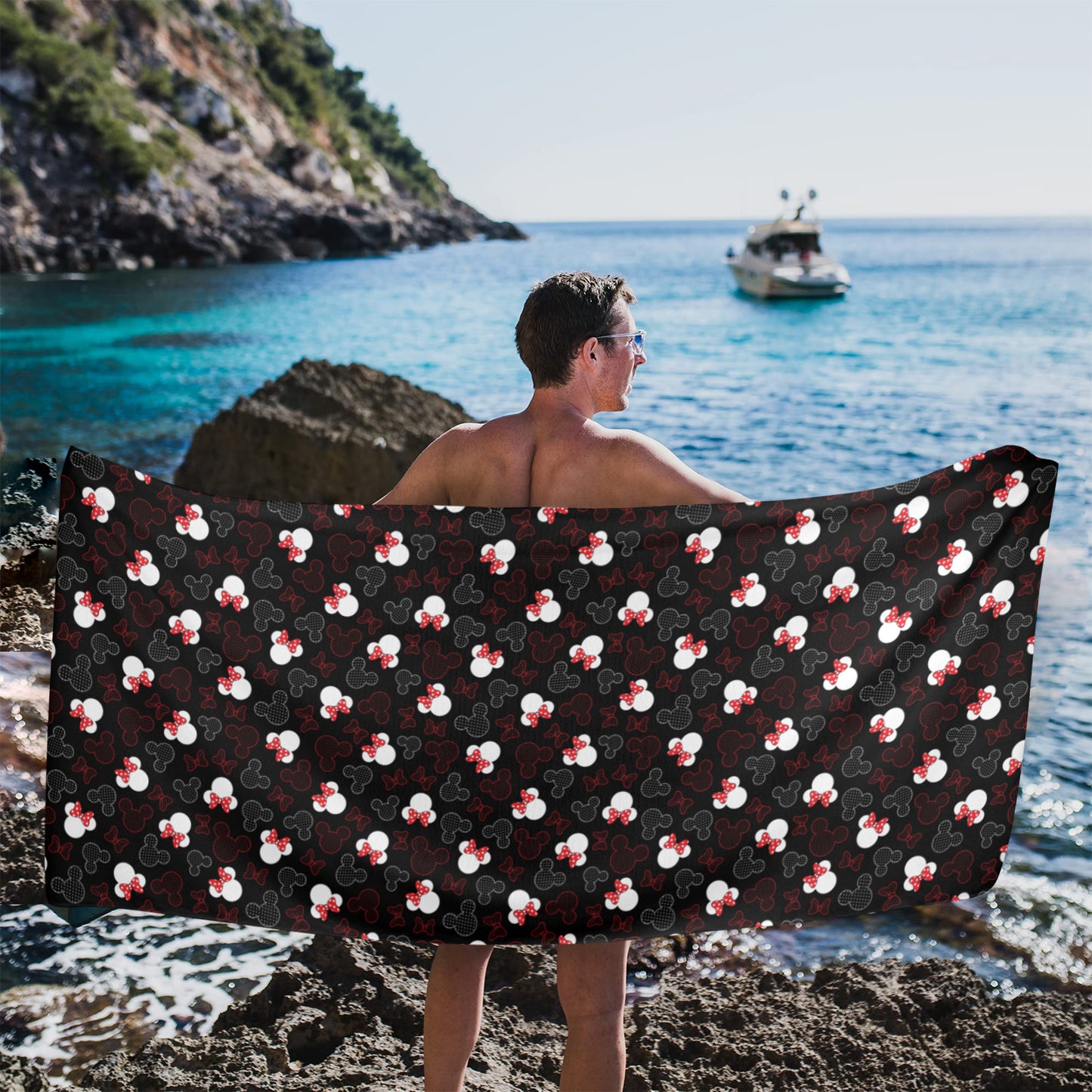 Mickey And Minnie Dots Beach Towel