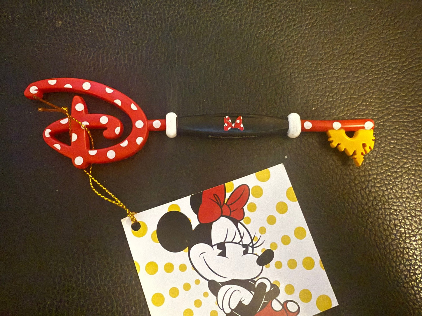 Positively Minnie Mouse Disney Store Limited Special Edition Collectible Key
