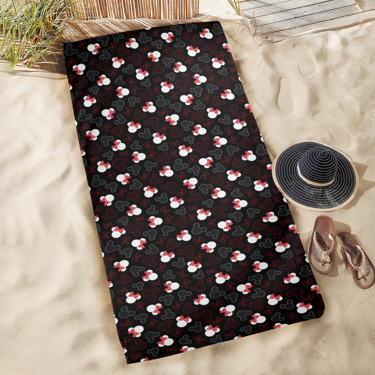 Mickey And Minnie Dots Beach Towel