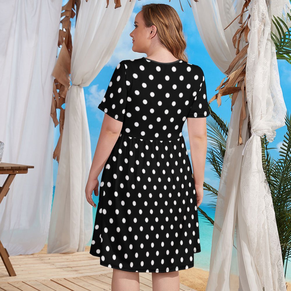 Black With White Polka Dots Women's Round Neck Plus Size Dress With Pockets