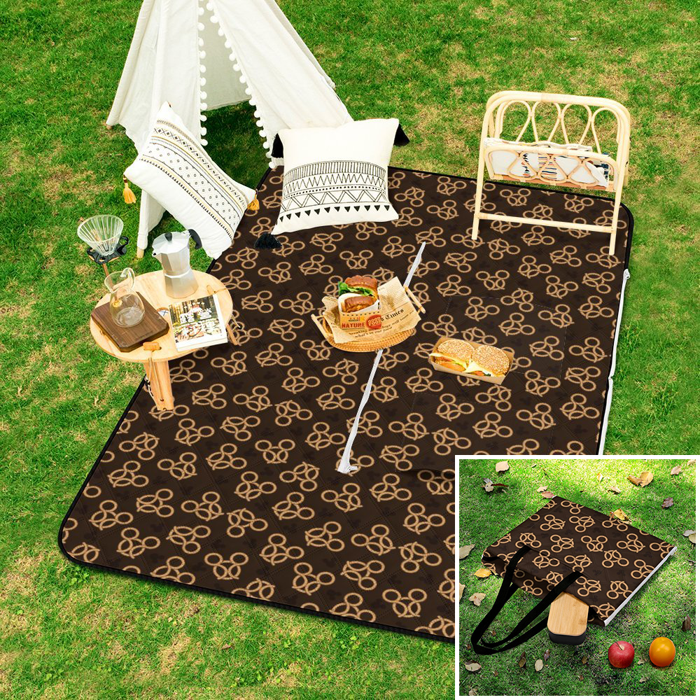 Pretzels Zipper Picnic Mat