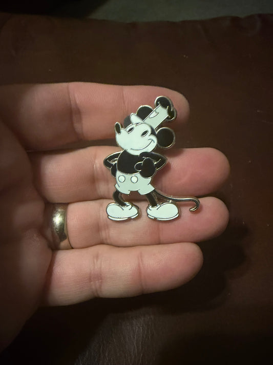 Disney Pin Steamboat Willie Mickey Mouse Disney Parks Used