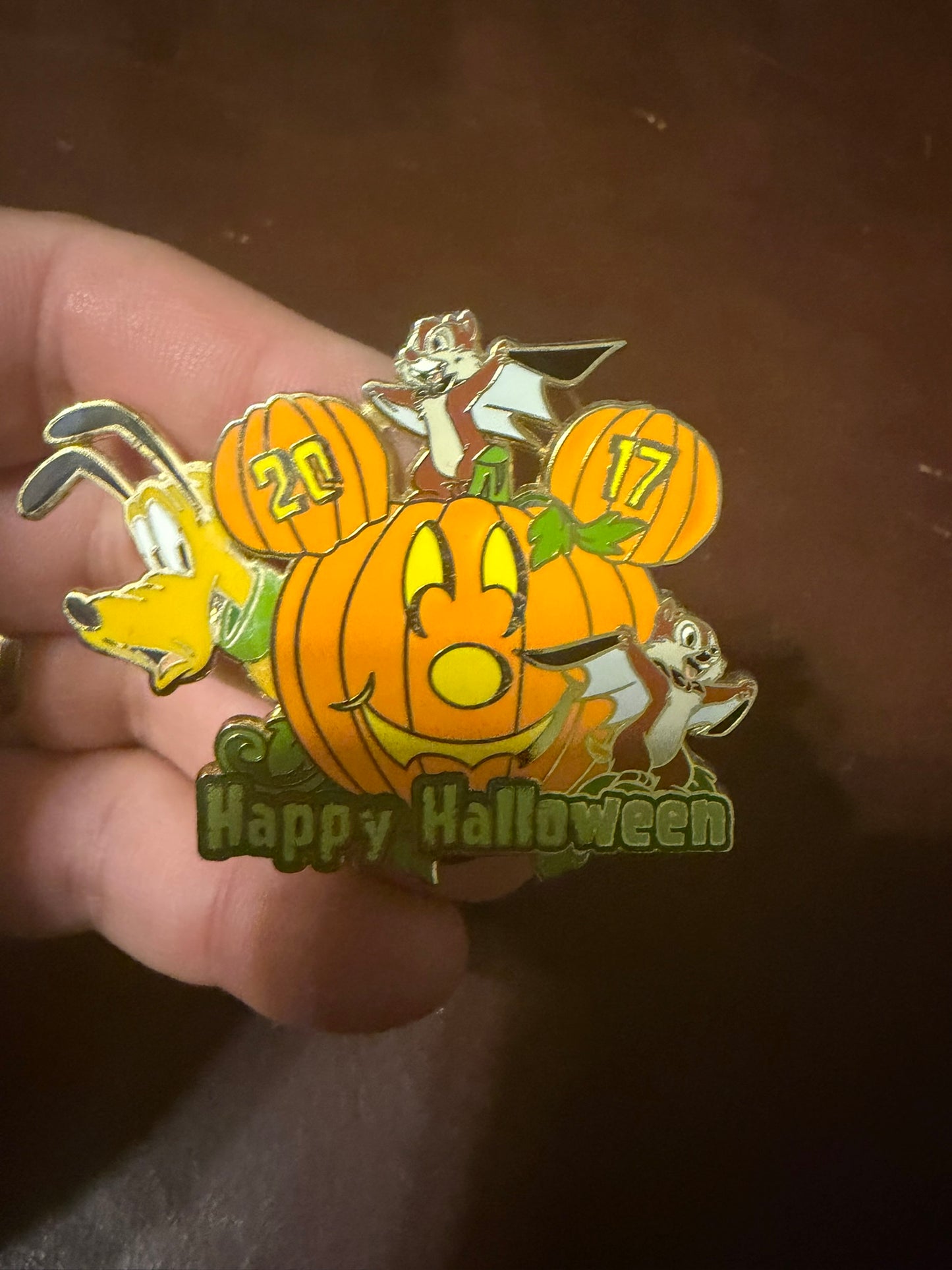 Disney Pin Happy Halloween 2017 Disney Vacation Club Chip Dale Pluto LE 3000 Used