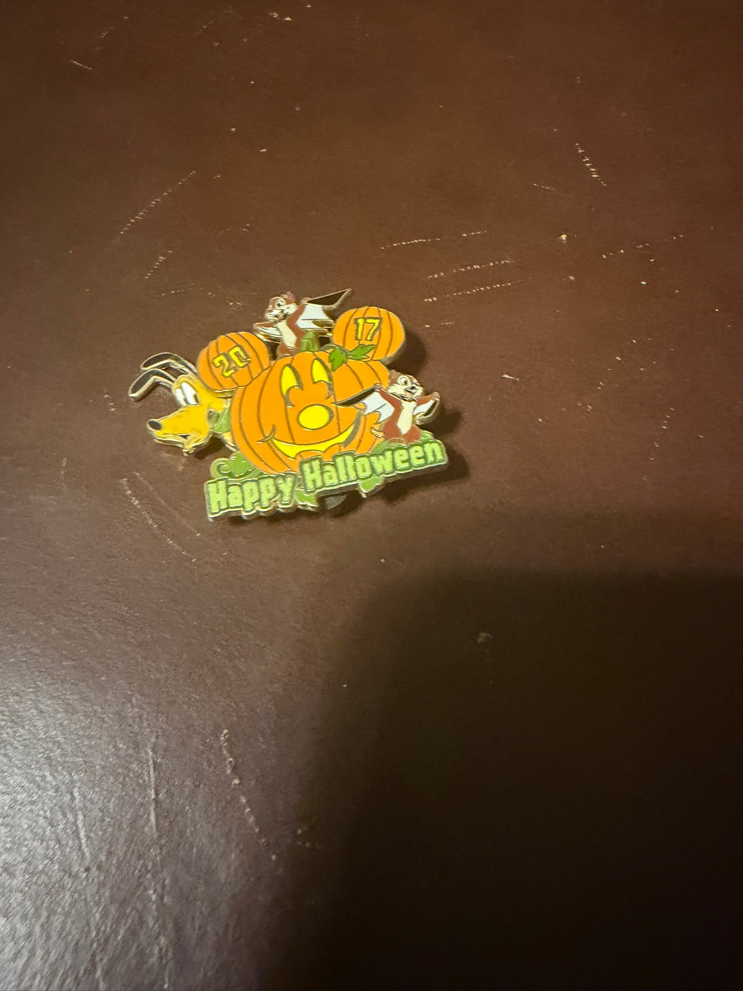 Disney Pin Happy Halloween 2017 Disney Vacation Club Chip Dale Pluto LE 3000 Used