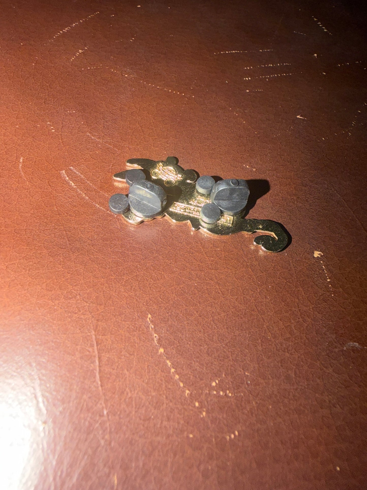 DISNEY SHOPPING LE 250 Jiminy Cricket Pinocchio Riding Seahorse PIN SUPER RARE Used