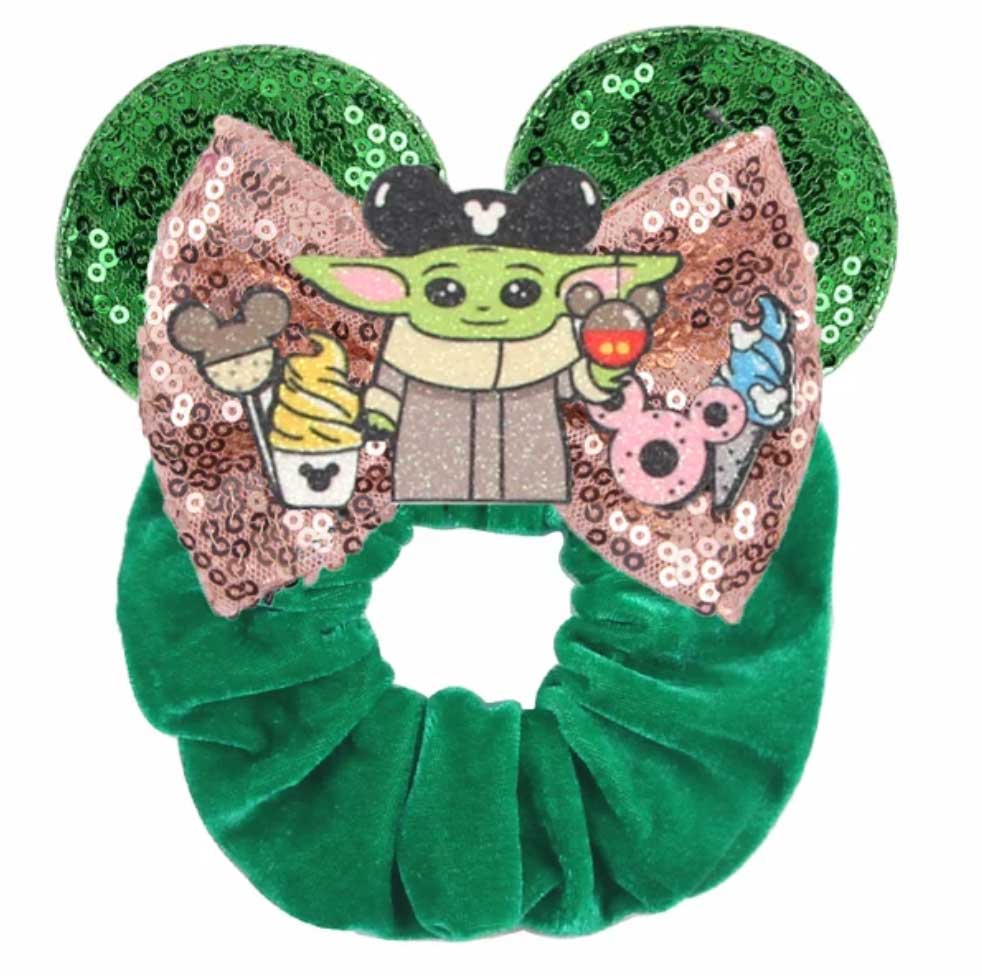 Star Wars Baby Yoda Scrunchie Snacks