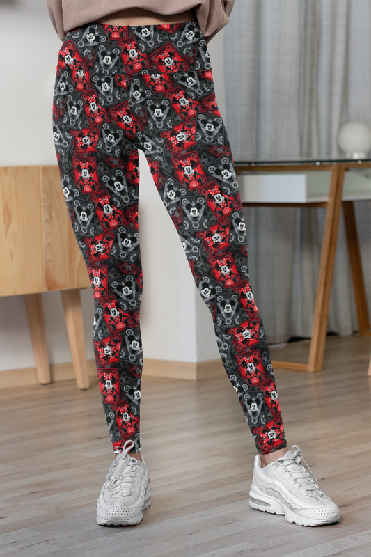 Steamboat Mickey And Minne Cards Women's Leggings