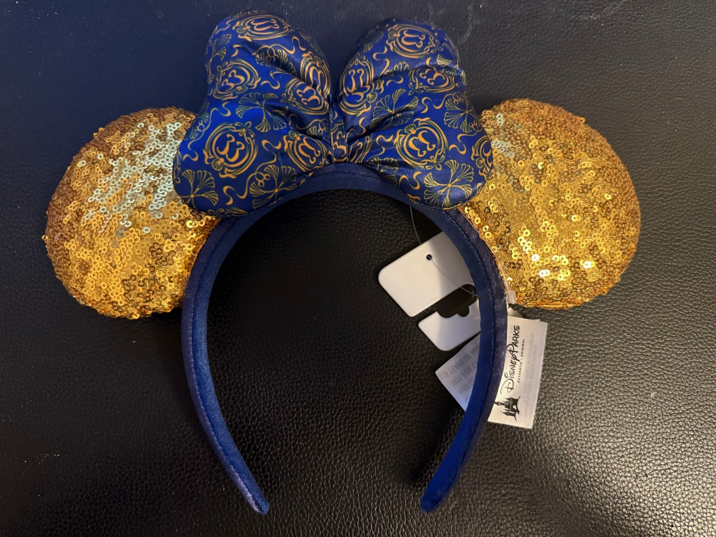 Disney Club 33 Brand New Sequin Ears Purchased Anaheim EXCLUSIVE AUTHENTIC