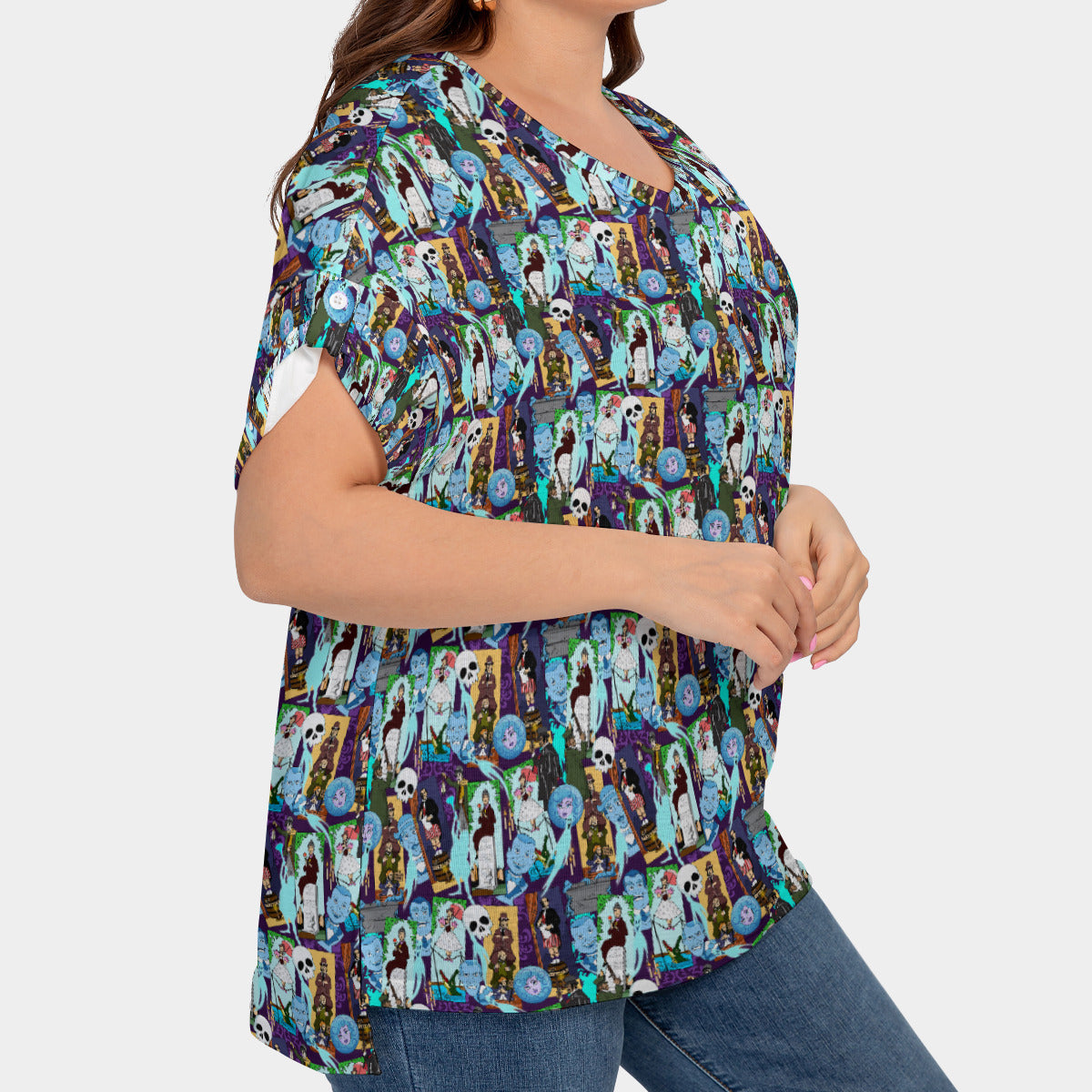 Haunted Mansion Favorites Women's Plus Size Short Sleeve T-shirt With Sleeve Loops