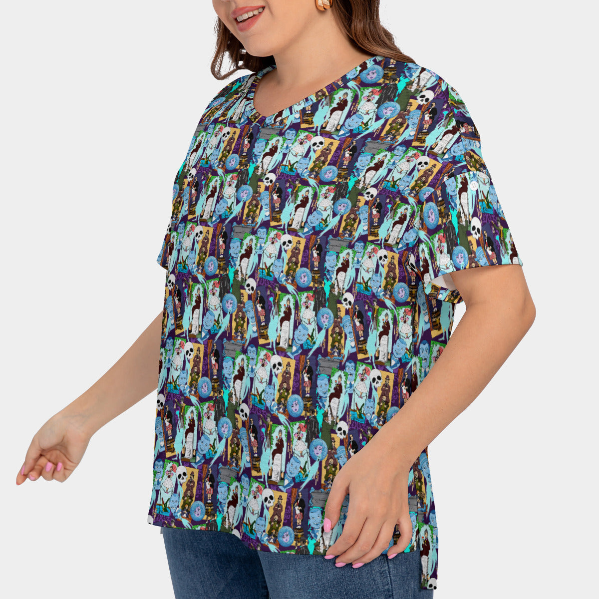 Haunted Mansion Favorites Women's Plus Size Short Sleeve T-shirt With Sleeve Loops