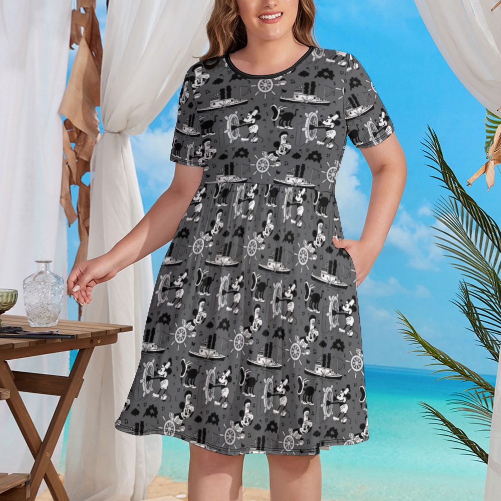 Steamboat Mickey Women's Round Neck Plus Size Dress With Pockets
